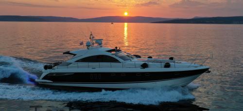 Fairline Targa 62 opinie i specyfikacja